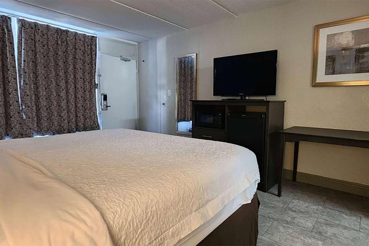 Travelodge By Wyndham Kingsland Ga 外观 照片